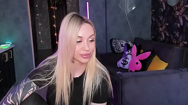 Blckmirrorr Chat XXX in diretta