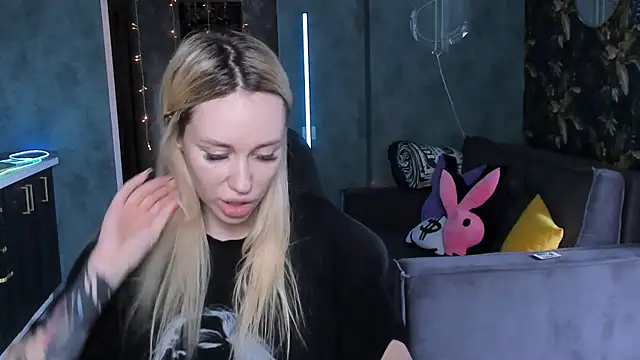 Živý XXX chat Blckmirrorr