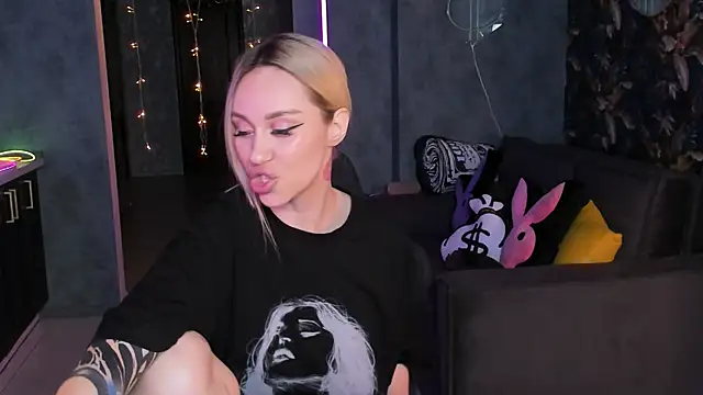 Blckmirrorr Chat XXX live
