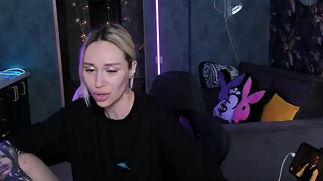 Blckmirrorrn Live XXX chat