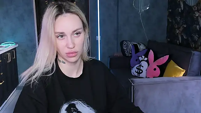 Blckmirrorr's Live XXX Chat