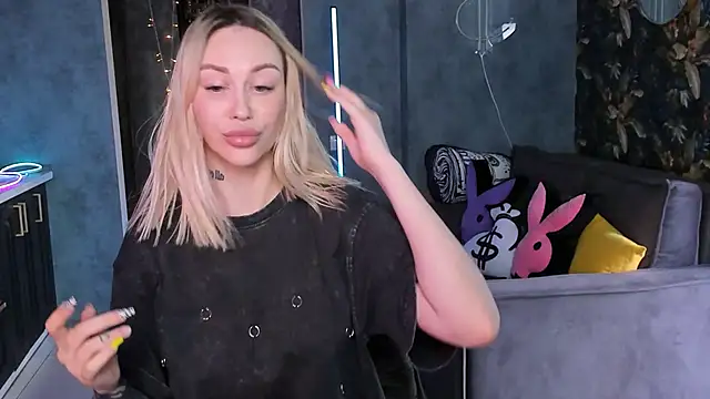 Blckmirrorr Live XXX-chat