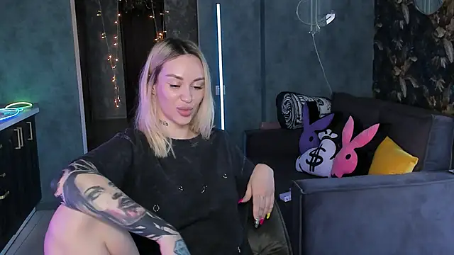 Blckmirrorr live XXX chat