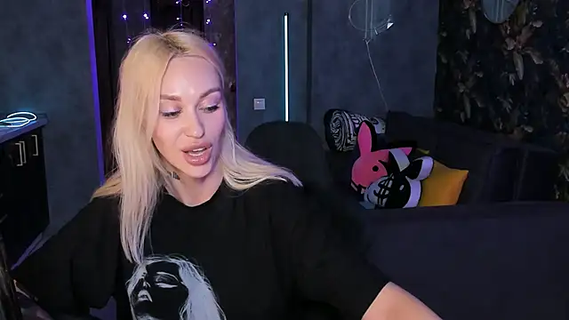 Živý XXX chat Blckmirrorr