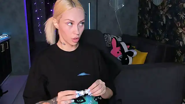 Blckmirrorr Live XXX-chat