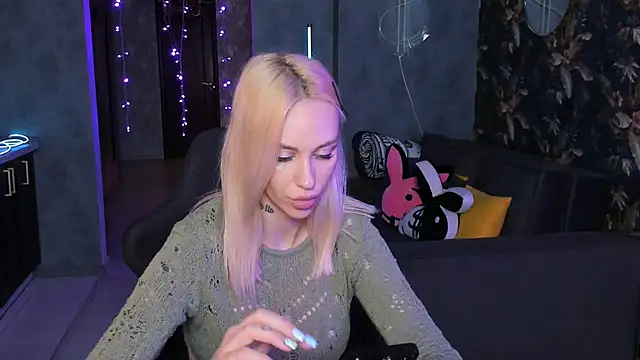 Blckmirrorr's Live XXX Chat