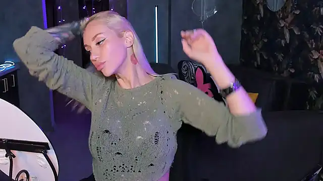 Blckmirrorr Adlı Modelin Canlı XXX Sohbeti