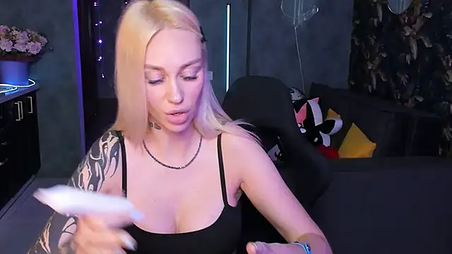 Blckmirrorr – Live XXX-chat