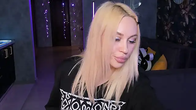 Blckmirrorr's Live XXX Chat