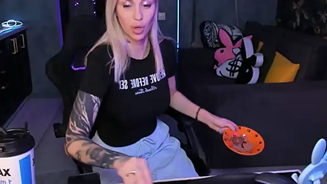 Blckmirrorr – Naživo XXX chat