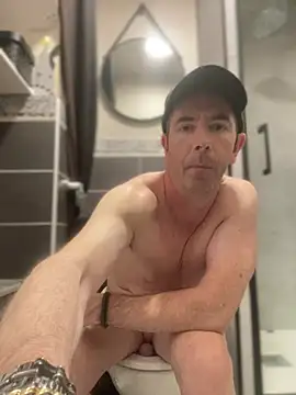צ'אט XXX בשידור חי של Exhibsexe