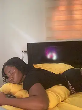 MISSMAYSROOM Adlı Modelin Canlı XXX Sohbeti