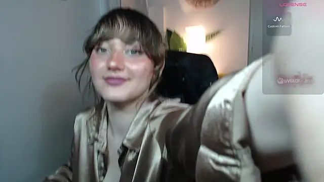 Crystal-dreamt's Webcam Show