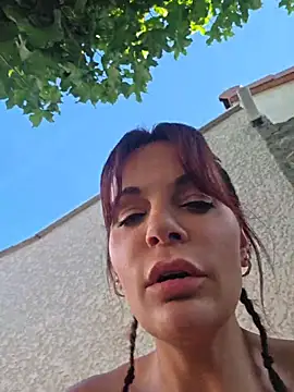 Chatroom XXX en direct de JuneLaFrenchie