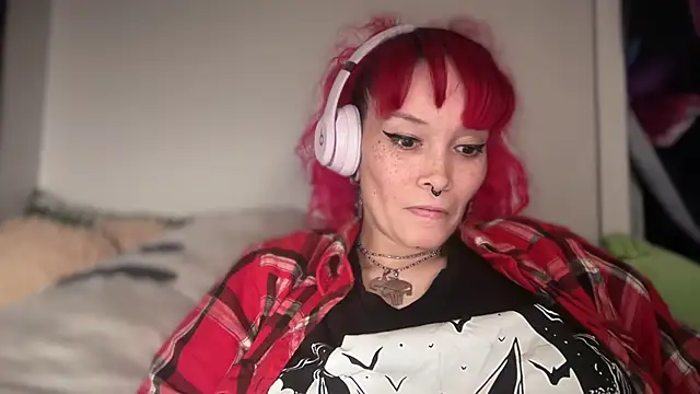 Pokazy przed kamerką – FRRANNKIE