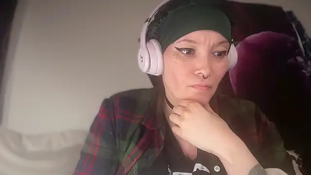 Živá chatovací místnost FRRANNKIE