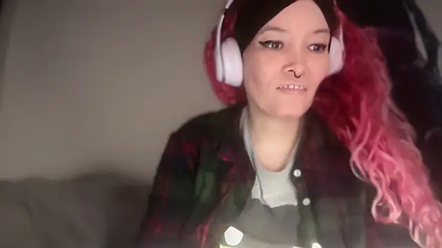 FRRANNKIE Show in webcam