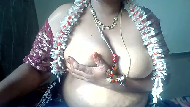 archanatelugu9's Live XXX Chat
