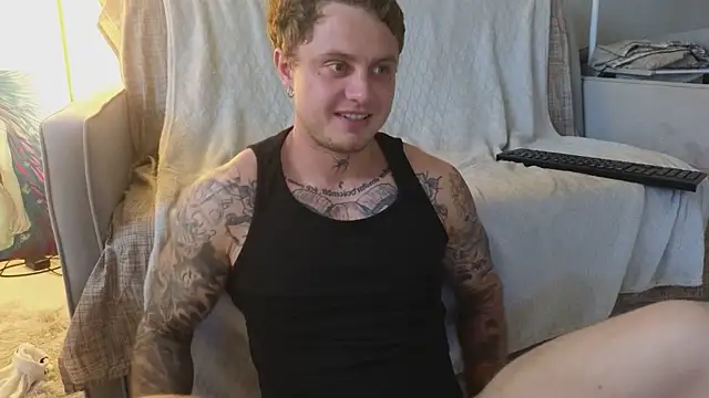 more__than__love Show in webcam