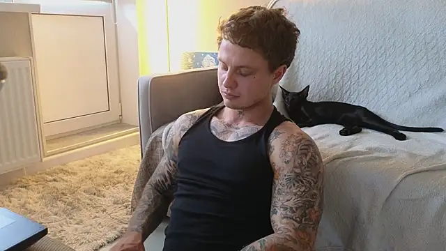 more__than__love webcam show