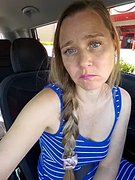 Show modela Skyellar na web-kameri