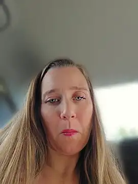 SkyelarSomer 라이브 XXX 채팅