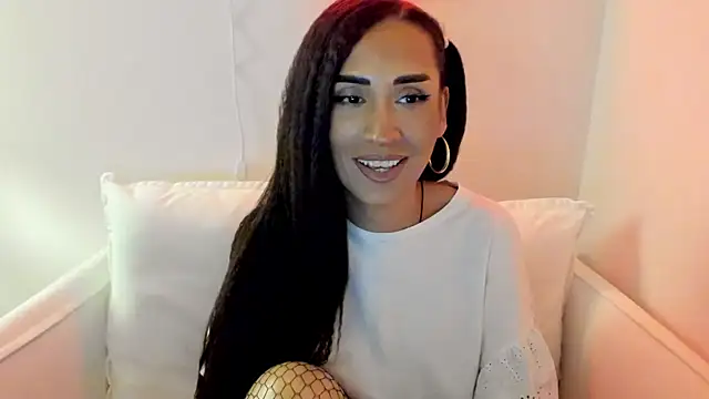 Chat +18 de ExotiqueFlower ao vivo