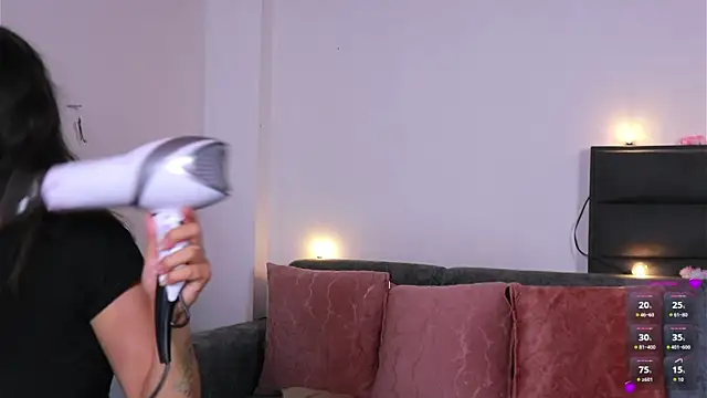 kathieandpovcock1's Live XXX Chat