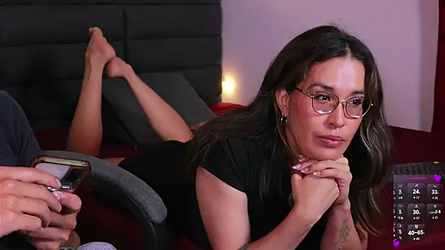 kathieandpovcock1 – Live XXX-chat