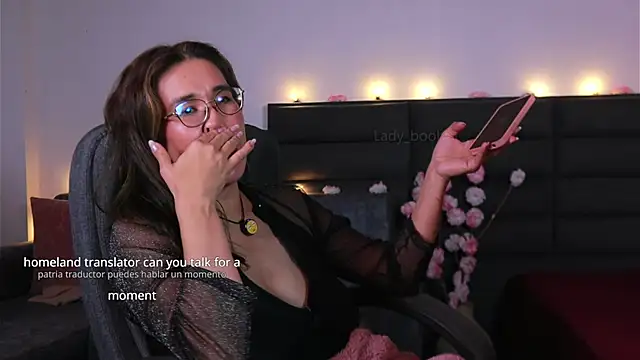 kathieandpovcock1 Adlı Modelin Canlı XXX Sohbeti