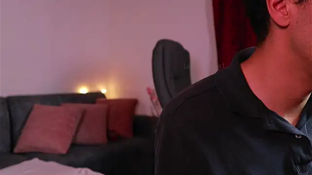 kathieandpovcock1's Live XXX Chat