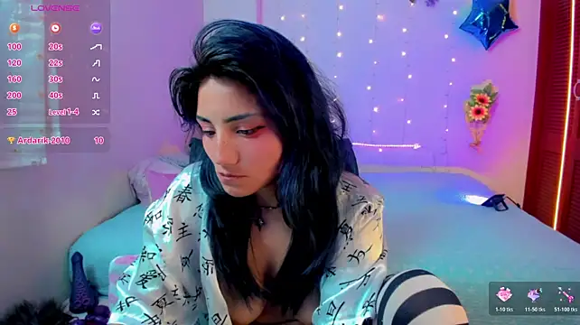 Chat XXX ao vivo de akai_krazna