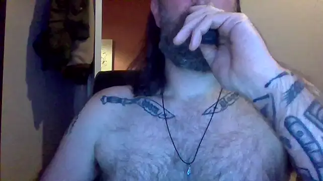 Thrillhouse Webcam show