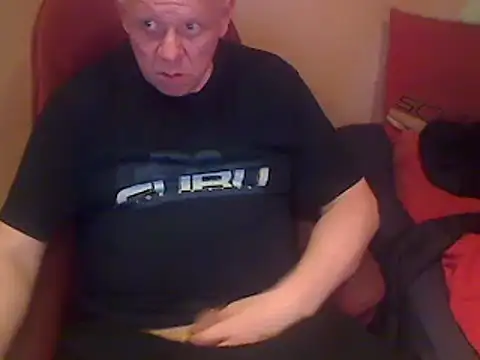 ArmySweater – webcam-show