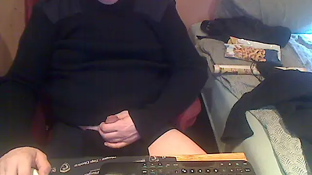 ArmySweater Webcamshow