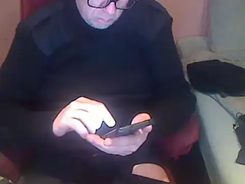 ArmySweater webcam show