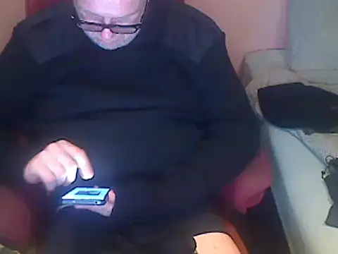 ArmySweater Webcam Show