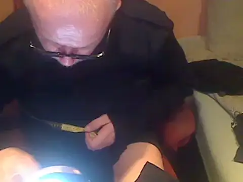 ArmySweater Webcam Show