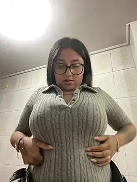 عرض كام croftsmila