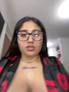 croftsmila's Live XXX Chat