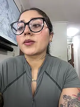 הופעת וובקאם של croftsmila