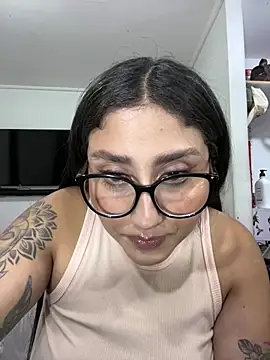 แชท XXX สดของ croftsmila