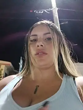 Chat XXX en directo de Cata_city1106