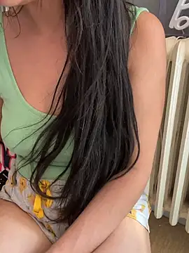 LaPetitechienne1 live XXX chat