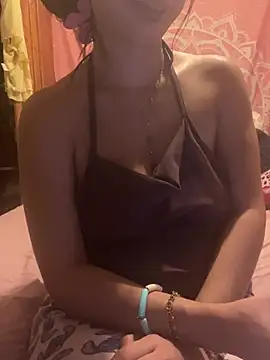 LaPetitechienne1 Live XXX-Chat