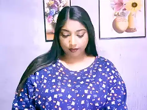 Show modela Indianfetishxx na web-kameri