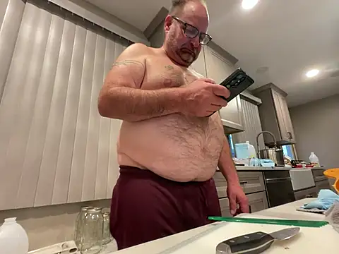 13B_MasterGunner's Webcam Show