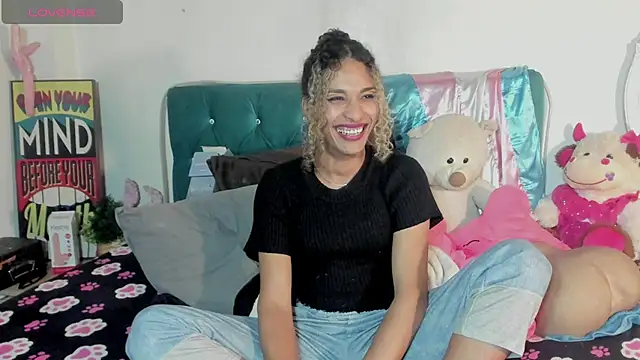 StefanyMiler live XXX chat