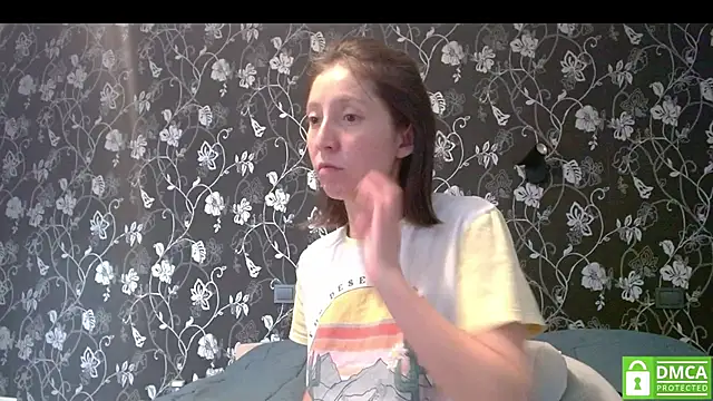 Sophi_Cute Live XXX Chat
