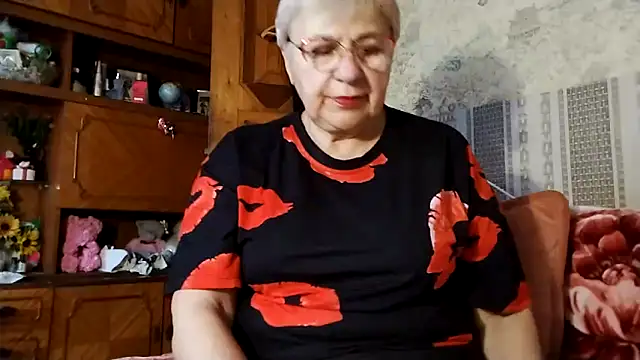 SweetCherry27: онлайн-секс-чат